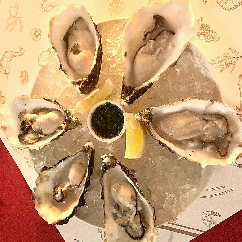 Fresh Oysters